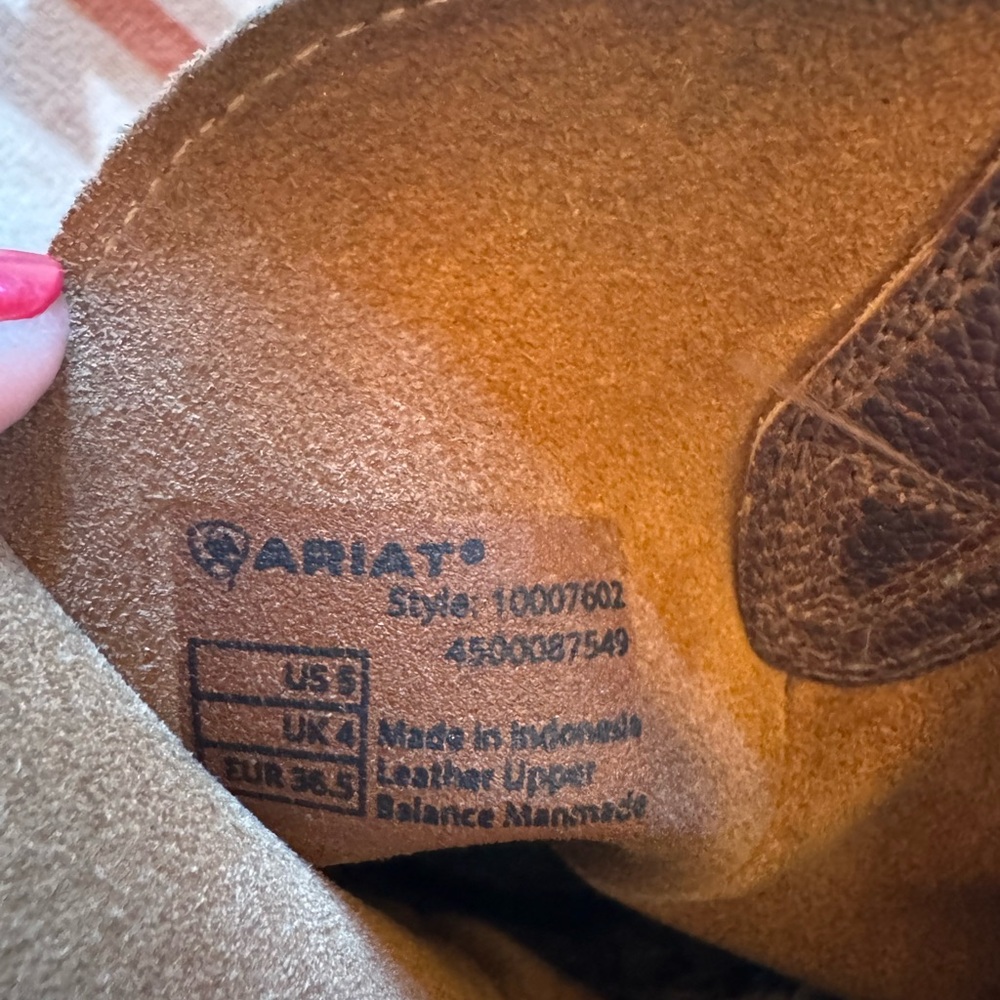 Kids 5/Womens 7 Ariat Rambler Western Boots - Picture 6 of 7
